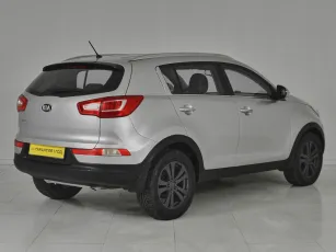 Kia  6