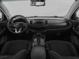 Kia  8