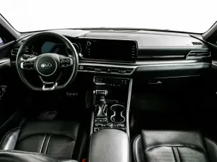 Kia  5