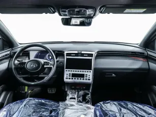 Hyundai  12