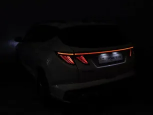 Hyundai  8