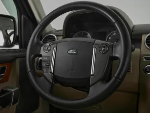 Land Rover  10