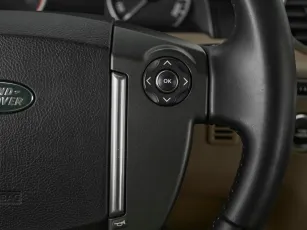 Land Rover  12
