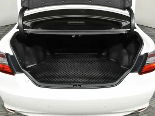 Toyota  16