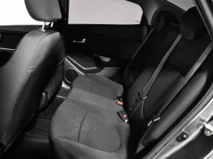 Kia  10
