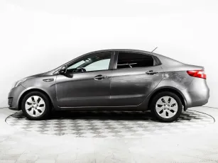 Kia  3