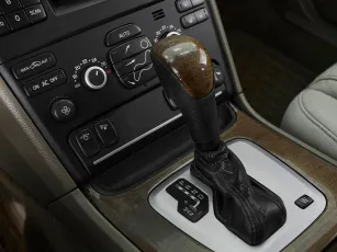 Volvo  16