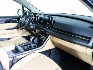 Kia  9