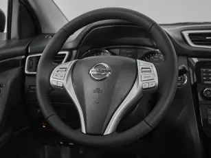 Nissan  11
