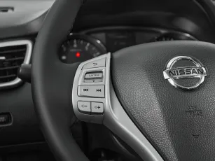 Nissan  12