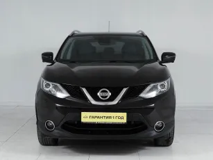 Nissan  2