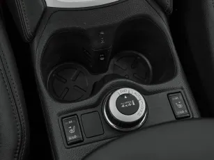 Nissan  22