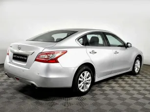 Nissan  3