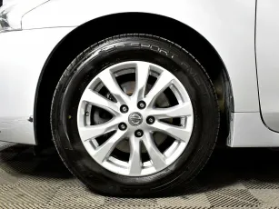 Nissan  7