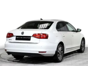 Volkswagen  5