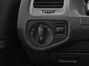 Volkswagen  12