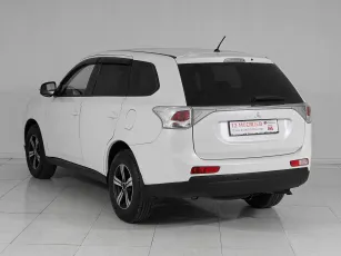 Mitsubishi  4