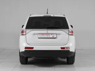Mitsubishi  5
