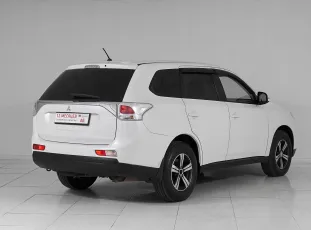 Mitsubishi  6