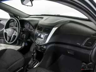 Hyundai  8