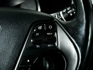 Kia  10