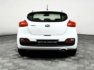 Kia  6