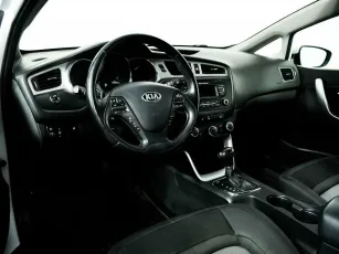 Kia  9