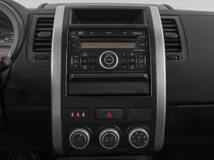 Nissan  17