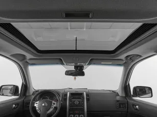 Nissan  6
