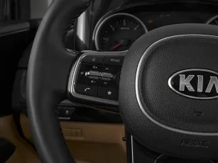 Kia  11