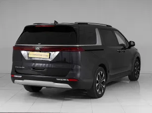 Kia  6