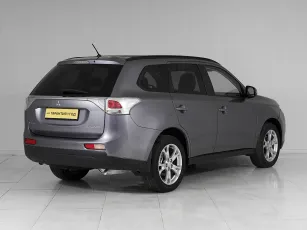 Mitsubishi  5