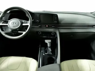 Hyundai  9