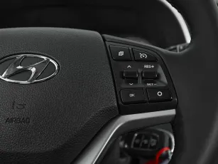Hyundai  12