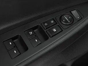 Hyundai  13