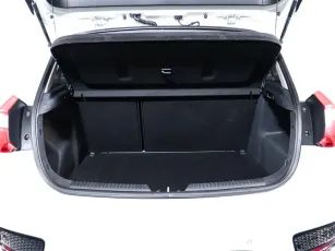 Kia  23