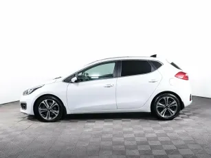 Kia  3