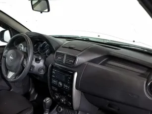 Nissan  7