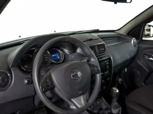 Nissan  9