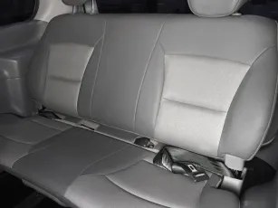 Hyundai  12