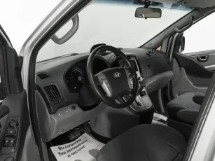 Hyundai  6