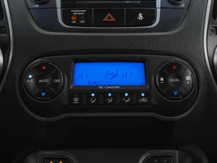 Hyundai  16