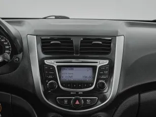 Hyundai  15