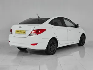 Hyundai  6