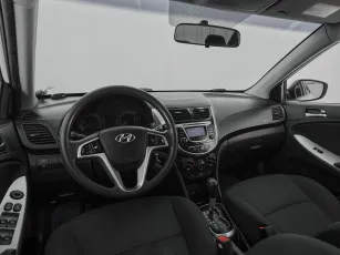 Hyundai  7