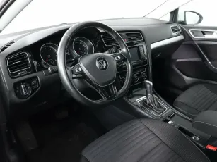 Volkswagen  6