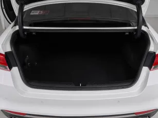 Kia  23