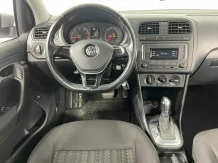 Volkswagen  4