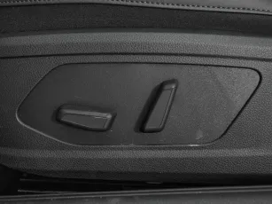 Kia  15