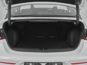 Kia  26